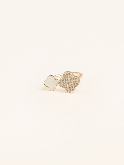 Anillo Clover