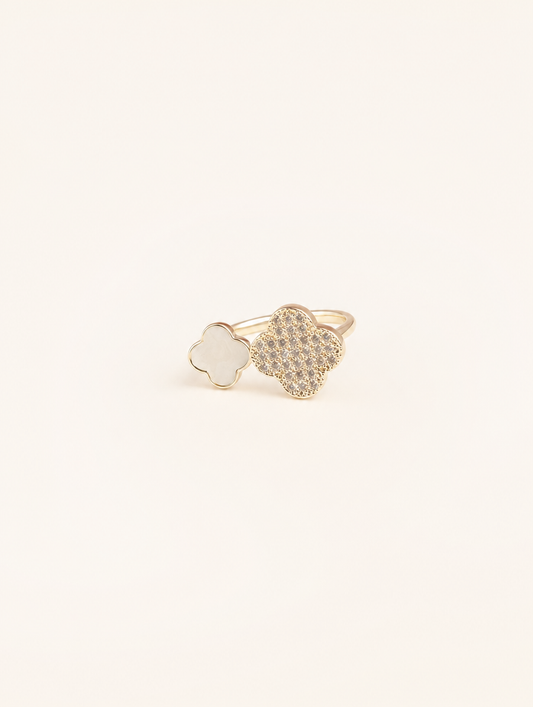 Anillo Clover