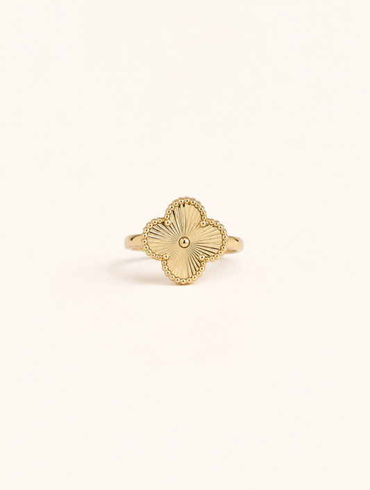Anillo Clover grande