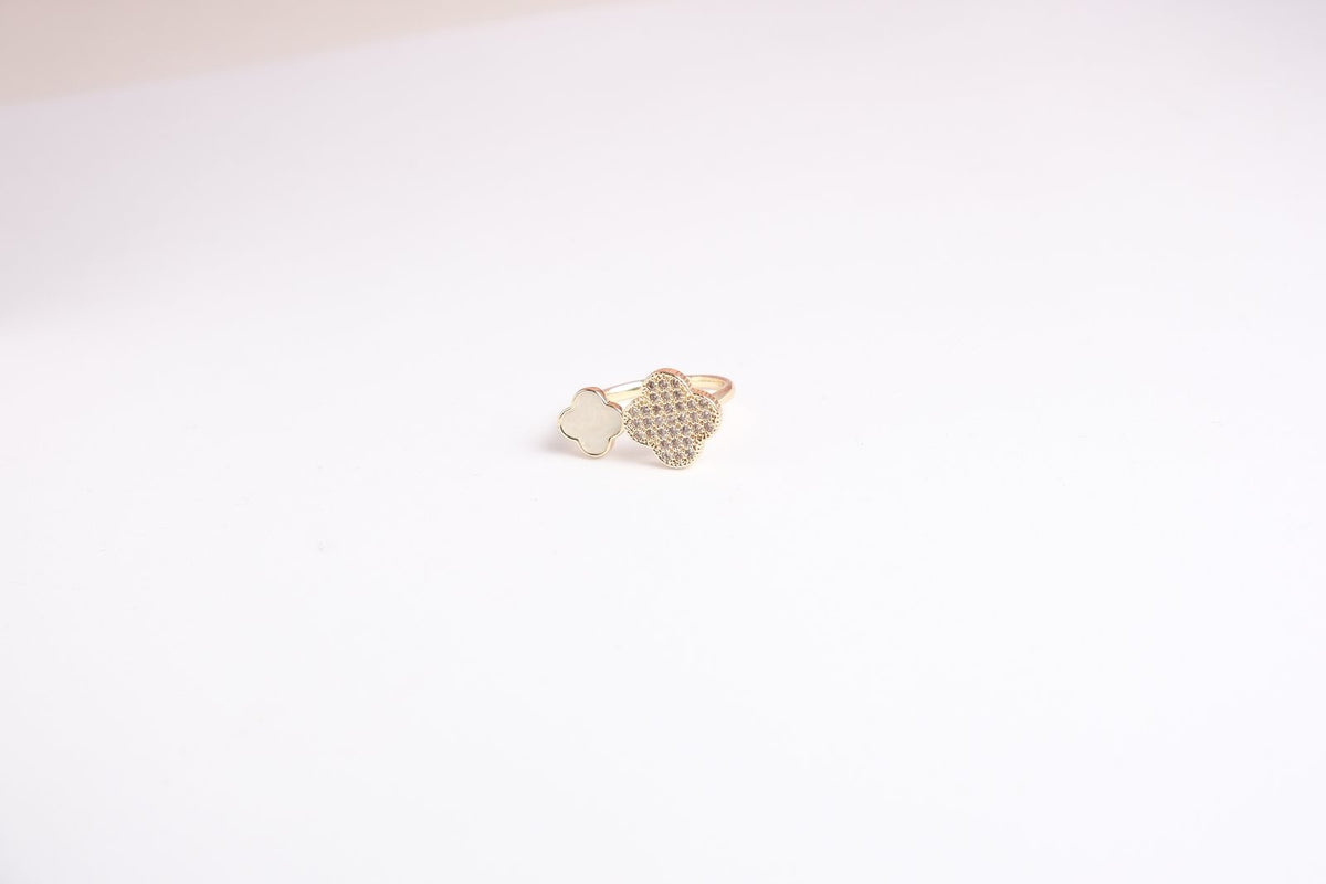 Anillo Clover
