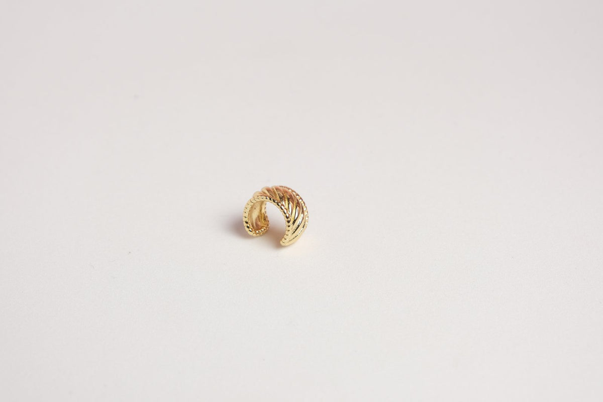 Earcuff lucky